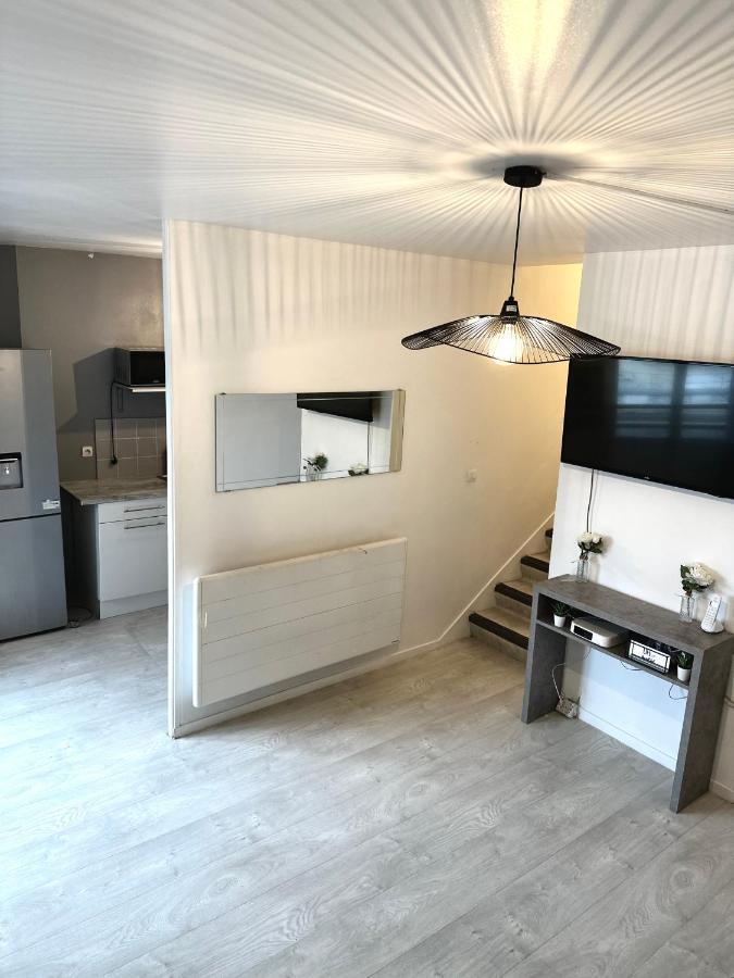 Jolie Appartement Duplex 2 Min Gare-Disney Et Paris 15 Min Noisy-le-Grand Zewnętrze zdjęcie